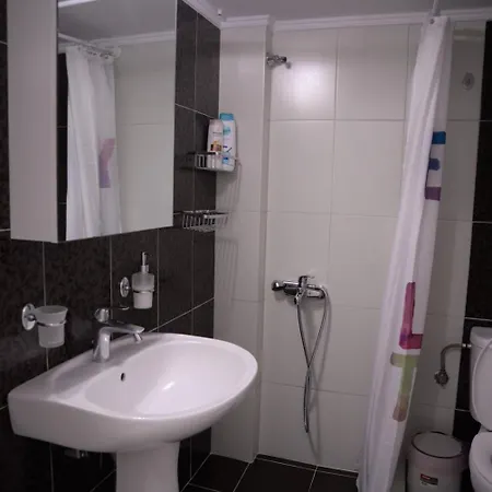 Apartment Youtzin Loutráki